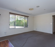 4 Bedrooms, House, For sale, Ashmore Road, 2 Bathrooms, Listing ID 1084, Bundall, Queensland, Australia, 4217,