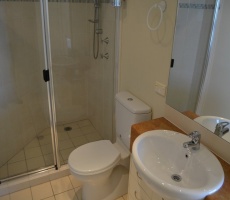2 Bedrooms, Apartment, For sale, The Esplanade, 2 Bathrooms, Listing ID 1092, Surfers Paradise, Queensland, Australia, 4217,