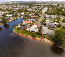 4 Bedrooms, House, For Rent, Aroona Avenue, 2 Bathrooms, Listing ID 1154, Broadbeach Waters, Queensland, Australia, 4218,