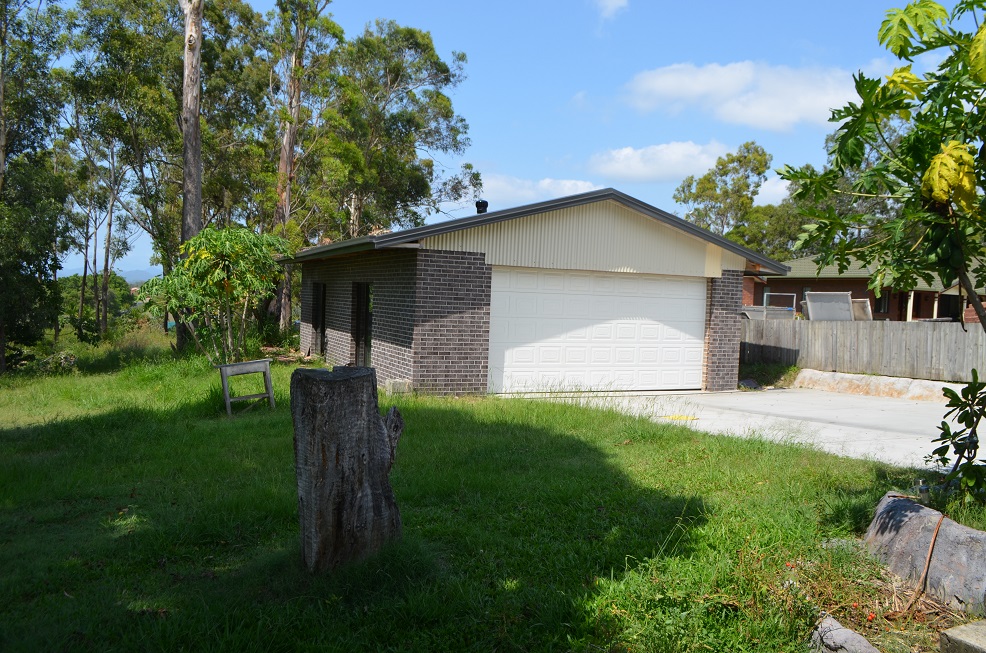 4 Bedrooms, House, For sale, Geoff Wolter Drive, 2 Bathrooms, Listing ID 1169, Molendinar, Queensland, Australia, 4214,