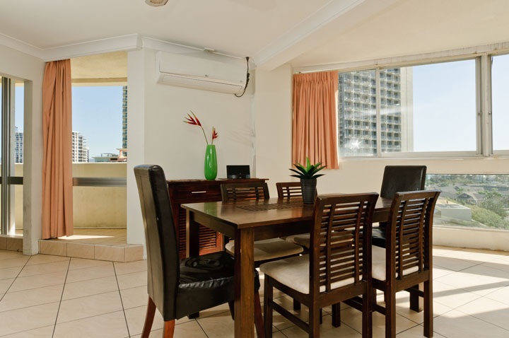 3 Bedrooms, Apartment, For Rent, The Esplanade, 2 Bathrooms, Listing ID 1174, Surfers Paradise, Queensland, Australia, 4217,