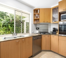 3 Bedrooms, House, For sale, Ashmore Road, 2 Bathrooms, Listing ID 1192, Benowa, Queensland, Australia, 4217,