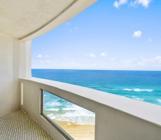3 Bedrooms, Apartment, For sale, The Esplanade, 2 Bathrooms, Listing ID 1197, Surfers Paradise, Queensland, Australia, 4217,