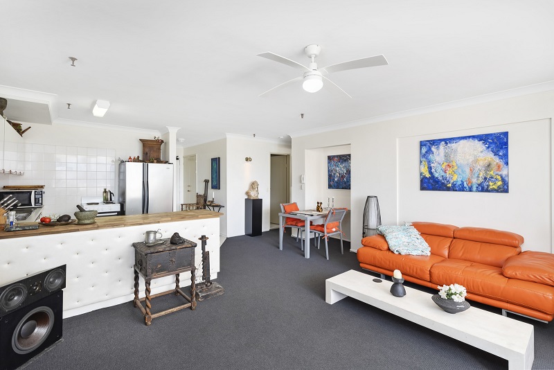 2 Bedrooms, Apartment, For sale, The Esplanade, 2 Bathrooms, Listing ID 1198, Surfers Paradise, Queensland, Australia, 4217,