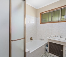 3 Bedrooms, House, For Rent, Cabarita Street, 2 Bathrooms, Listing ID 1203, Biggera Waters, Queensland, Australia, 4216,