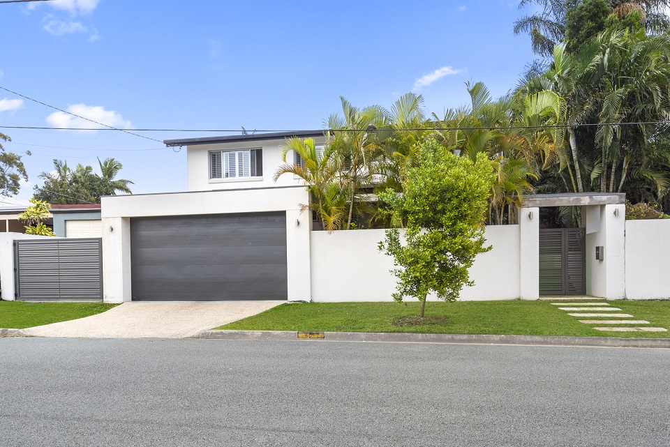 4 Bedrooms, House, For Rent, Boronia Drive, 3 Bathrooms, Listing ID 1204, Southport, Queensland, Australia, 4215,