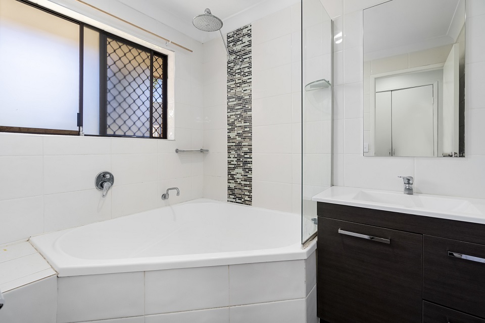 3 Bedrooms, House, For Rent, Chippewa Circuit, 1 Bathrooms, Listing ID 1206, Mudgeeraba, Queensland, Australia, 4213,
