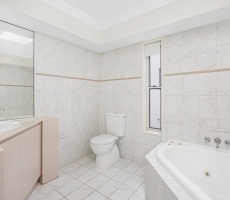 3 Bedrooms, Villa, For Rent, Vespa Crescent, 3 Bathrooms, Listing ID 1213, Bundall, Queensland, Australia, 4217,