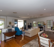 4 Bedrooms, House, For sale, Ashmore Road, 3 Bathrooms, Listing ID 1016, Benowa, Queensland, Australia, 4217,